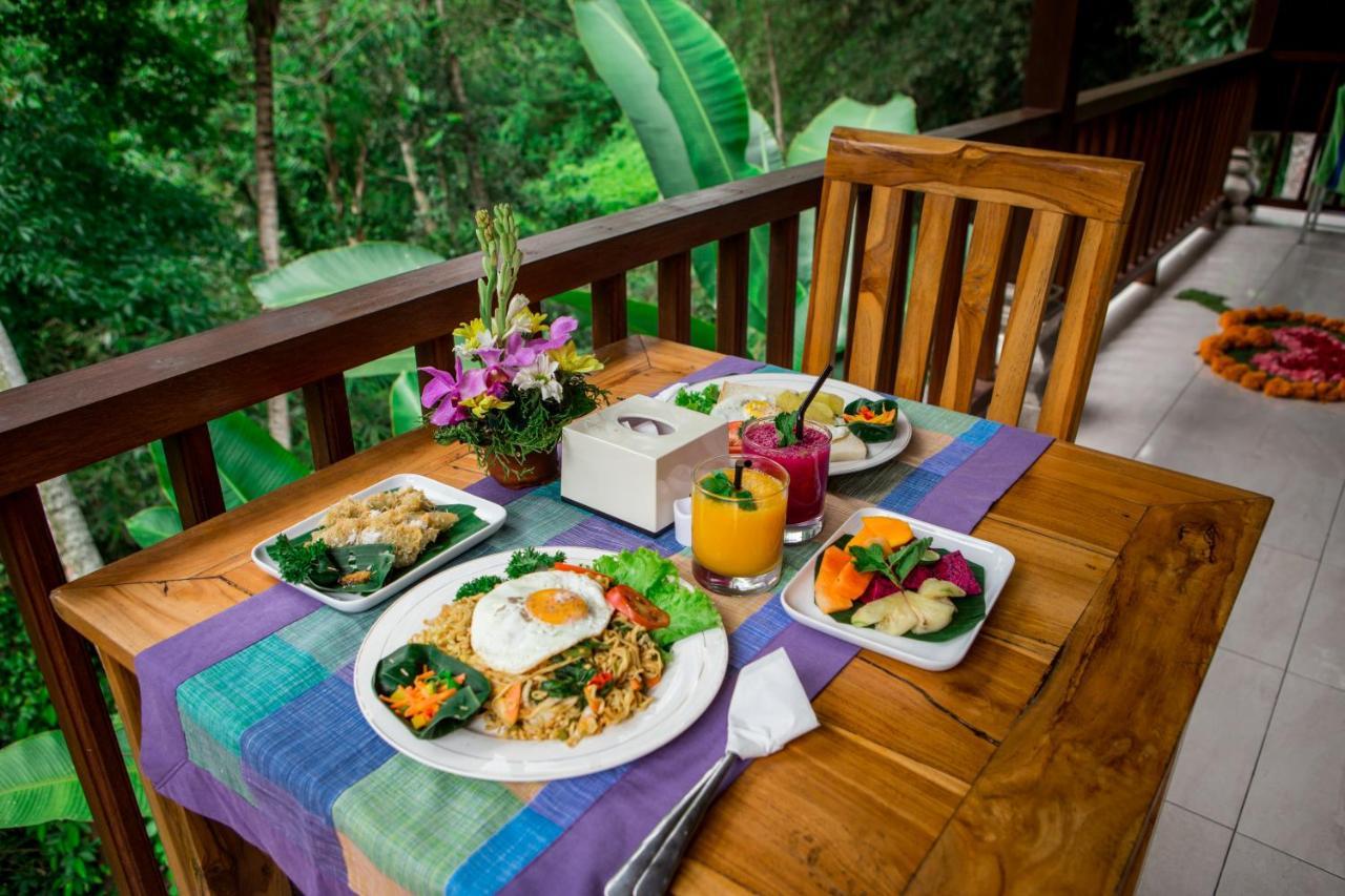 Ayu Duwur Beji Hotel Ubud Exterior foto